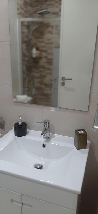 Minimalist Apartment Located Near Belem Lisboa Eksteriør bilde